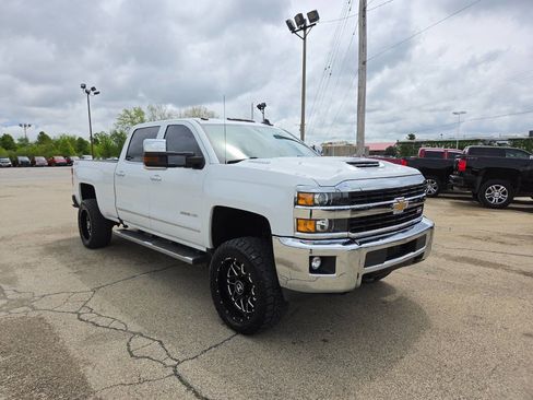 Used 2017 Chevrolet Silverado 2500 LTZ w/ Z71 Package, Off-Road AWD/4WD image 8