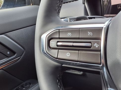 New 2026 GMC Terrain Elevation w/ Technology Package II FWD image 7