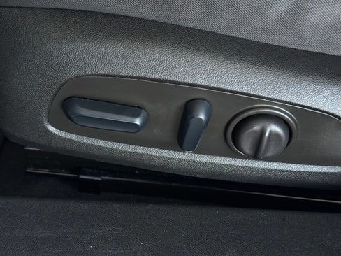 Used 2023 Chevrolet Malibu RS FWD image 25