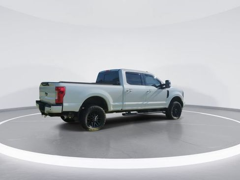 Used 2019 Ford F250 Lariat w/ Lariat Ultimate Package AWD/4WD image 8