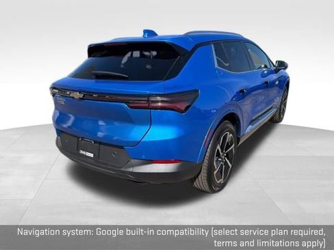 Used 2025 Chevrolet Equinox EV LT w/ Convenience Package image 14