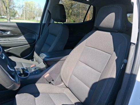 Used 2023 GMC Terrain SLE w/ Driver Convenience Package AWD/4WD image 12