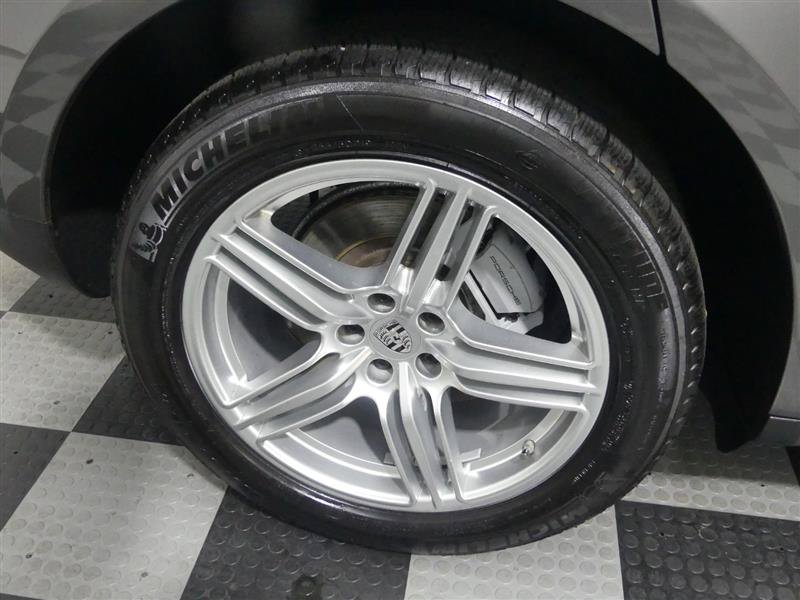 Used 2016 Porsche Macan S AWD/4WD image 16