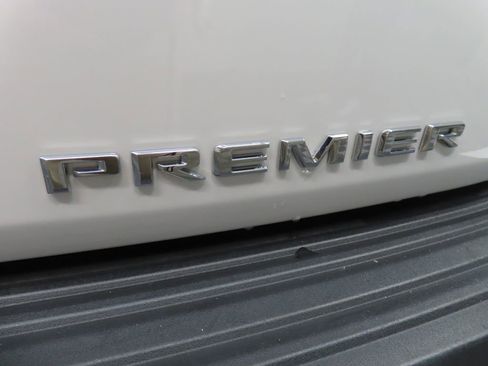 Used 2025 Chevrolet Tahoe Premier w/ Sun And Tow Package AWD/4WD image 58