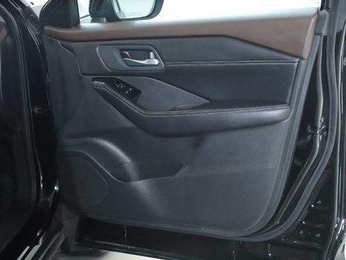 Certified 2023 Nissan Rogue SL w/ SL Premium Package AWD/4WD image 34