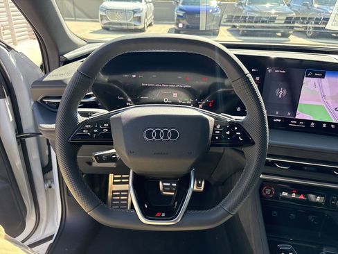 New 2025 Audi SQ5 Premium Plus image 21