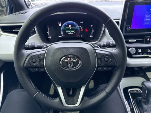 Certified 2025 Toyota Corolla XSE image 16