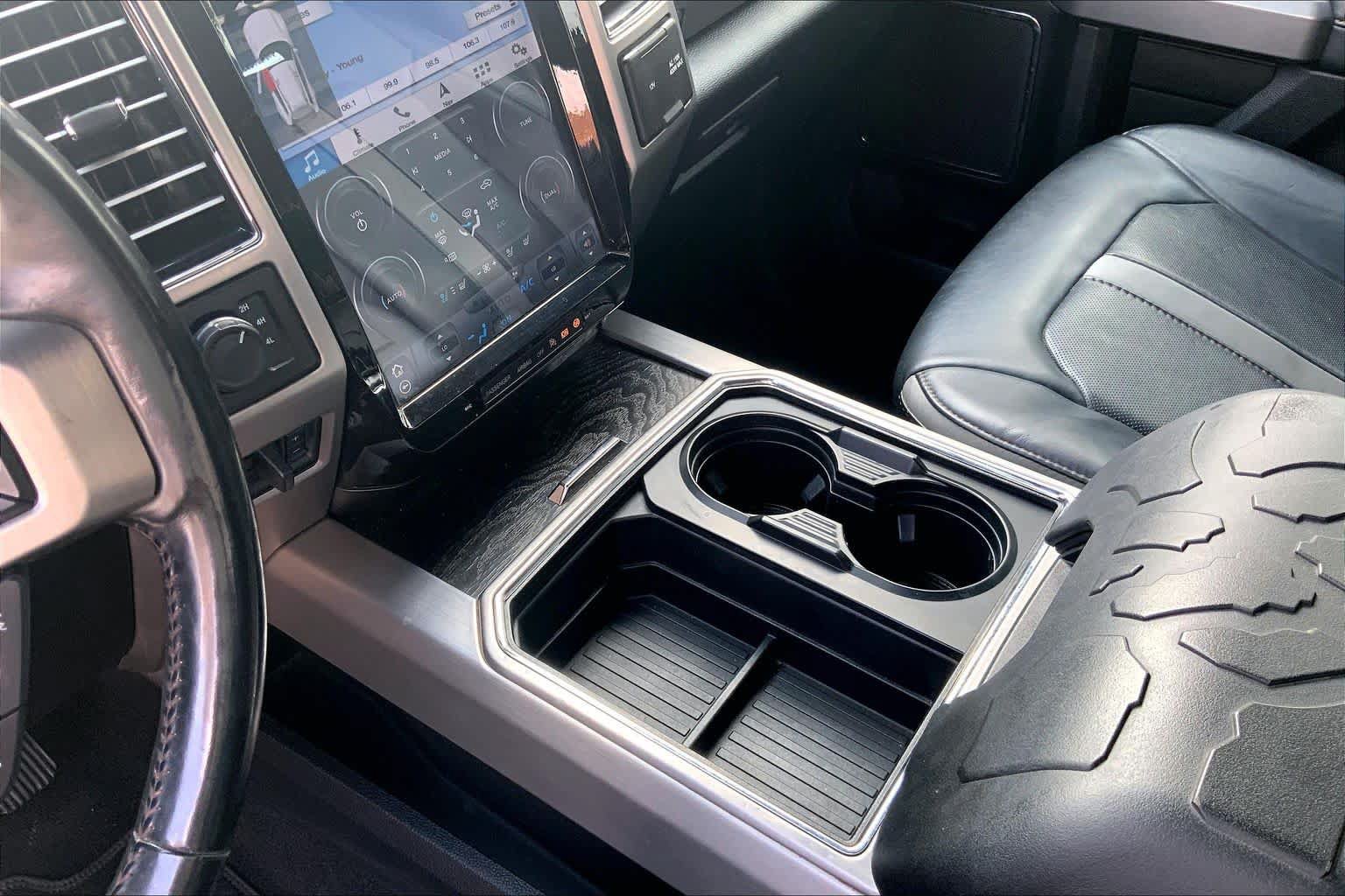 Used 2019 Ford F250 Platinum w/ Platinum Ultimate Package AWD/4WD image 17