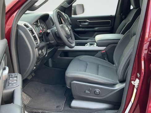 Used 2025 RAM 1500 Big Horn AWD/4WD image 19