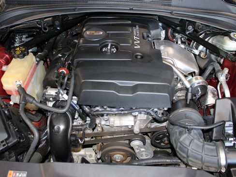Used 2018 Cadillac CTS Luxury RWD image 39