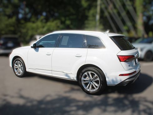 Used 2025 Audi Q7 3.0T Premium AWD/4WD image 6