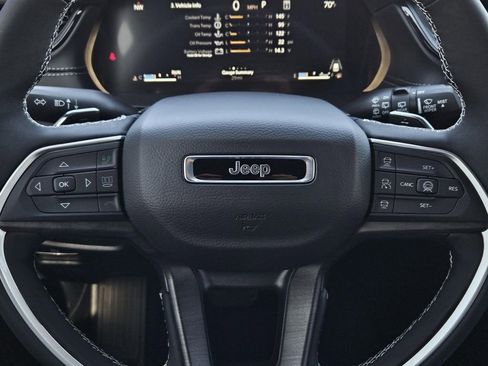 New 2026 Jeep Grand Cherokee Altitude image 22