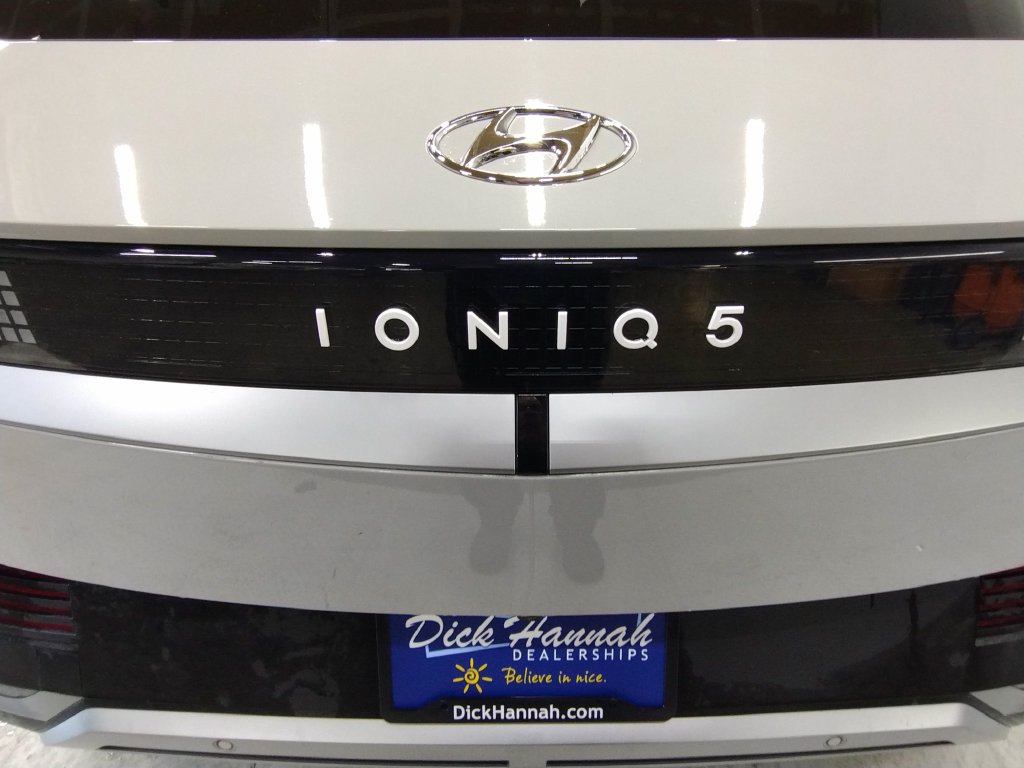 Certified 2023 Hyundai Ioniq 5 SEL w/ Cargo Package AWD/4WD image 17