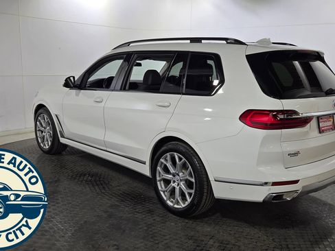 Used 2020 BMW X7 xDrive40i w/ Parking Assistance Package AWD/4WD image 5