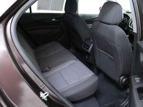 Used 2020 Chevrolet Equinox LT image 29