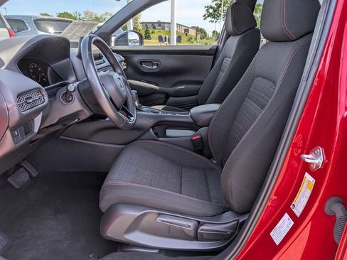 Certified 2025 Honda HR-V Sport image 16
