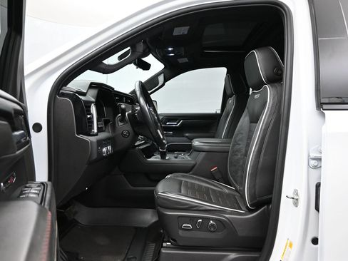 Used 2024 GMC Sierra 1500 AT4X AWD/4WD image 9