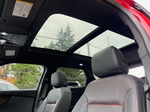 Used 2019 Chevrolet Blazer RS image 20