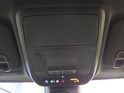 Used 2026 GMC Terrain Elevation image 28