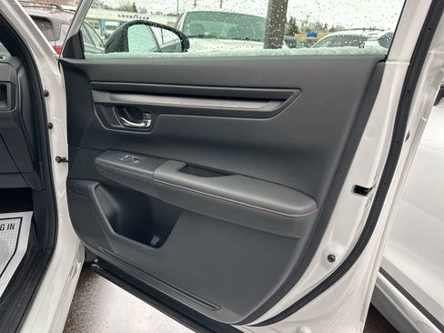 Used 2025 Honda CR-V Sport-L image 35