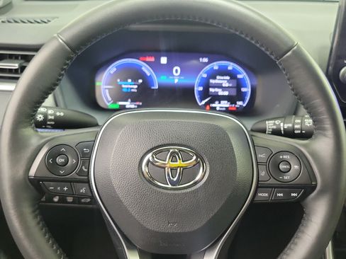 Used 2023 Toyota RAV4 XSE AWD/4WD image 25