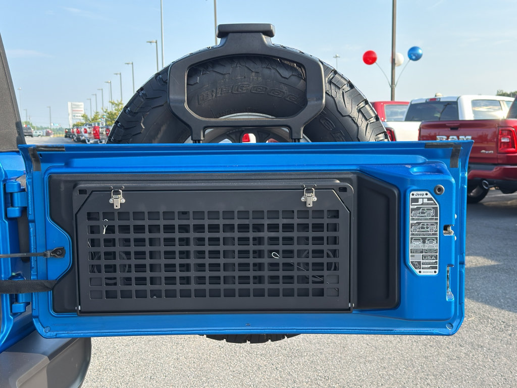 Used 2023 Jeep Wrangler Unlimited Sport AWD/4WD image 33