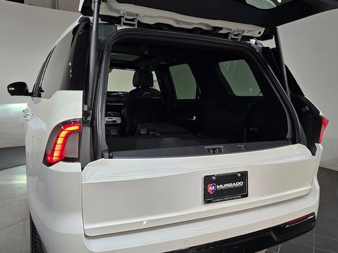 New 2025 Lincoln Navigator Reserve w/ Jet Appearance Package AWD/4WD image 49