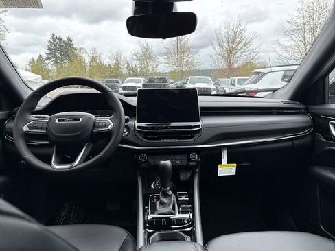 New 2026 Jeep Compass Latitude AWD/4WD image 11