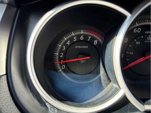 Used 2011 Nissan Versa 1.8 S w/ Plus Pkg image 27