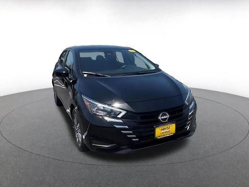 Used 2025 Nissan Versa SV FWD image 3