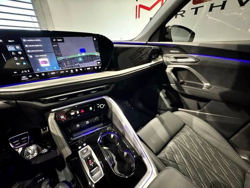 Used 2025 Audi SQ5 Premium Plus image 24