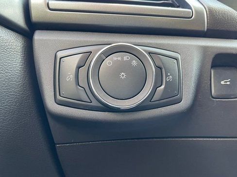 Used 2014 Ford Fusion S image 23