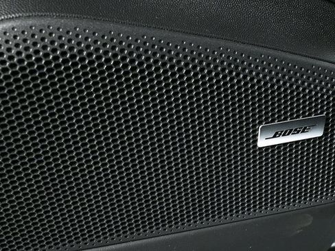 New 2025 Porsche Macan Turbo Electric image 8