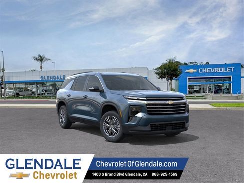 New 2026 Chevrolet Traverse LT w/ LPO, Floor Liner Package image 1