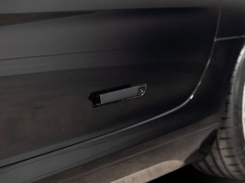 Used 2011 Mercedes-Benz SLS AMG Coupe image 19