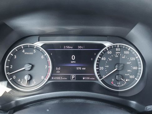 Used 2024 Nissan Sentra SV FWD image 23