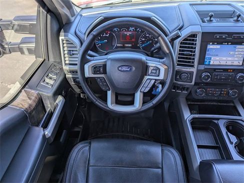 Used 2017 Ford F250 Lariat w/ Chrome Package image 17