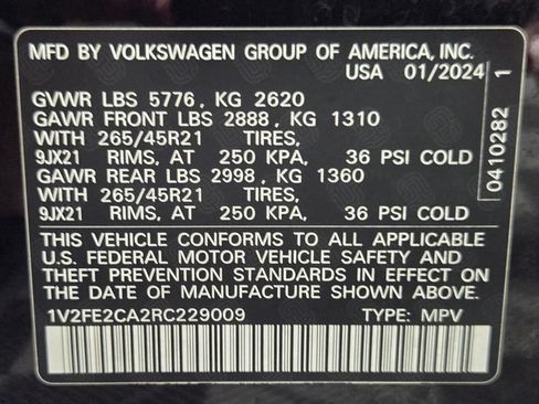 Used 2024 Volkswagen Atlas Cross Sport SEL Premium R-Line AWD/4WD image 33