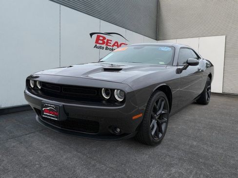 Used 2023 Dodge Challenger SXT w/ Blacktop Package image 1