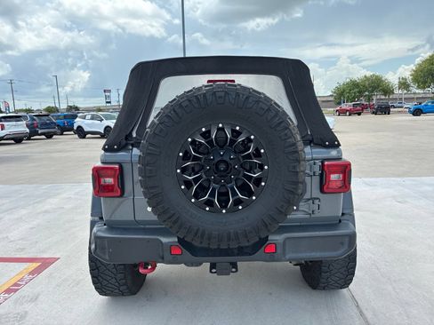 Used 2019 Jeep Wrangler Unlimited Rubicon AWD/4WD image 4