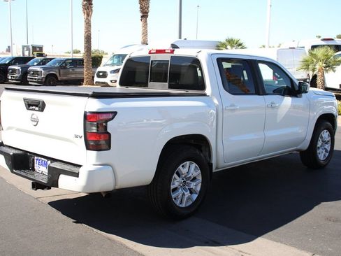 Used 2022 Nissan Frontier SV RWD image 8