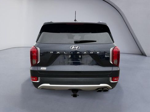 Used 2022 Hyundai Palisade SEL w/ Convenience Package image 4