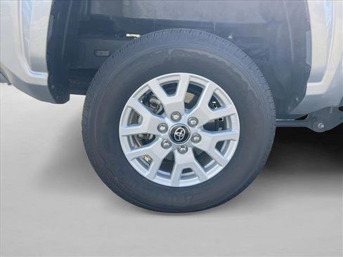 Certified 2024 Toyota Tacoma SR5 image 26