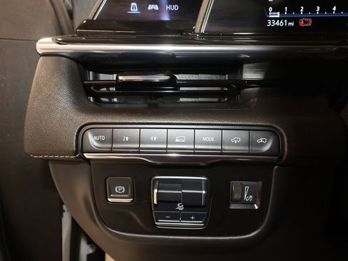 Certified 2024 Cadillac Escalade Sport w/ LPO, ONYX Package image 11