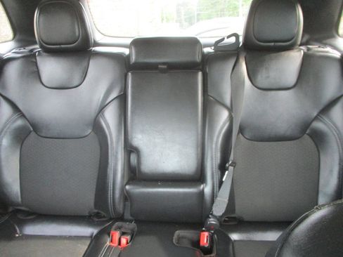 Used 2020 Jeep Cherokee Latitude Plus FWD image 17