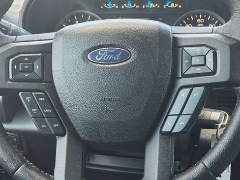Used 2016 Ford F150 XLT w/ Equipment Group 302A Luxury AWD/4WD image 17