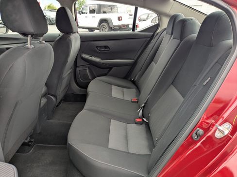 Used 2025 Nissan Sentra SV FWD image 25