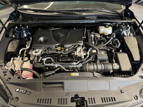 Used 2021 Toyota Avalon XSE FWD image 25
