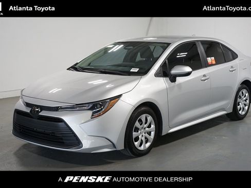 Certified 2024 Toyota Corolla LE image 1