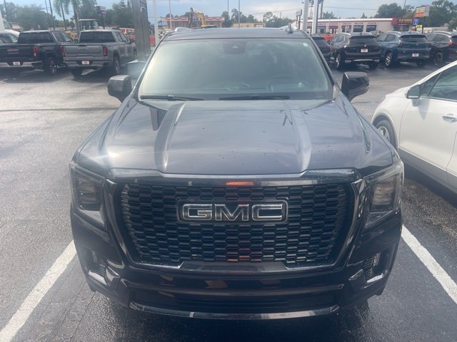 Used 2024 GMC Yukon Denali Ultimate AWD/4WD image 2
